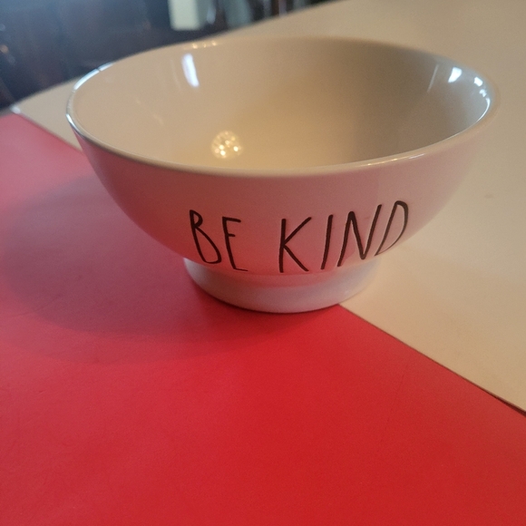 RAE DUNN Other - RAE DUNN "BE KIND" BOWL